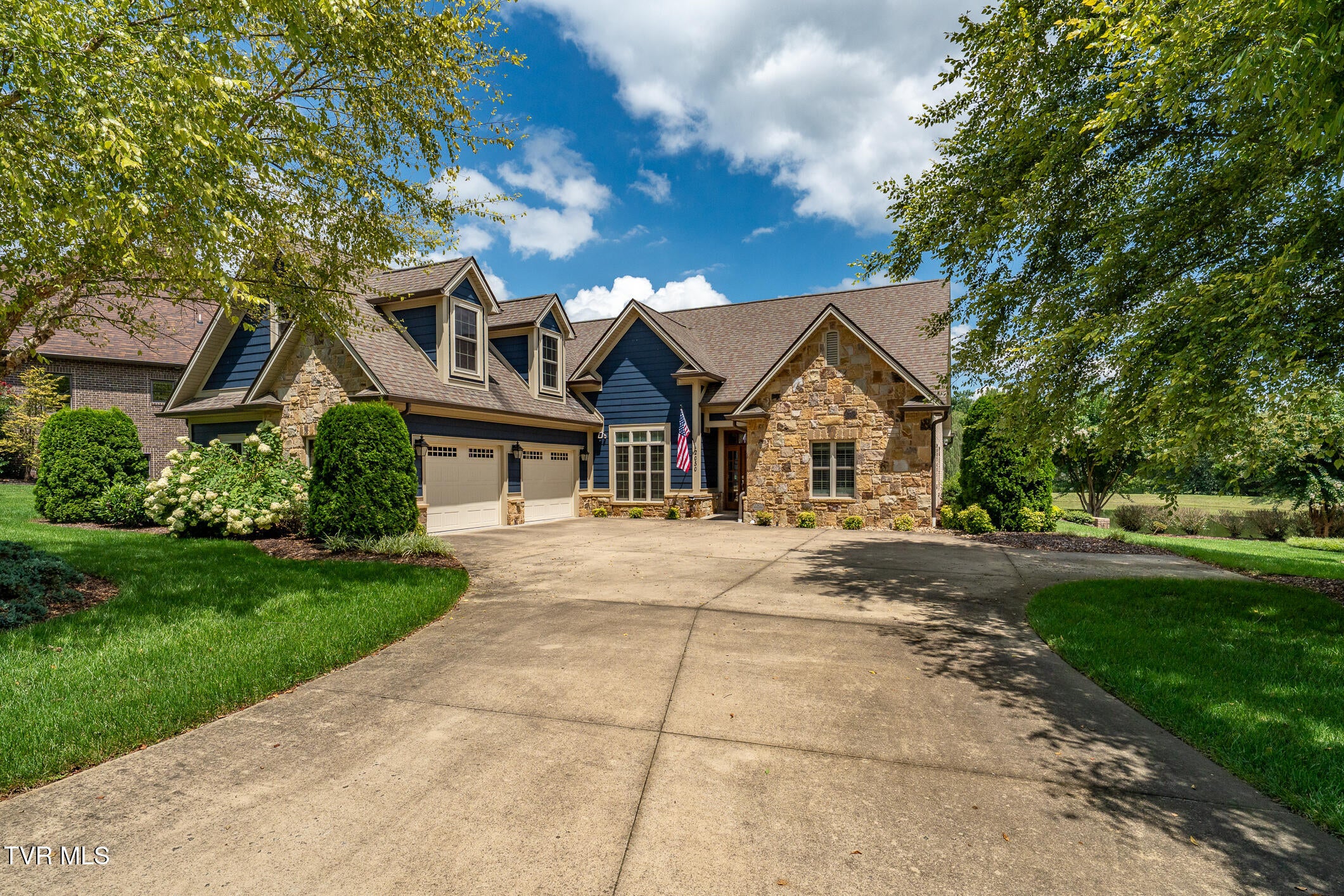2050 Sawyers Pond Drive