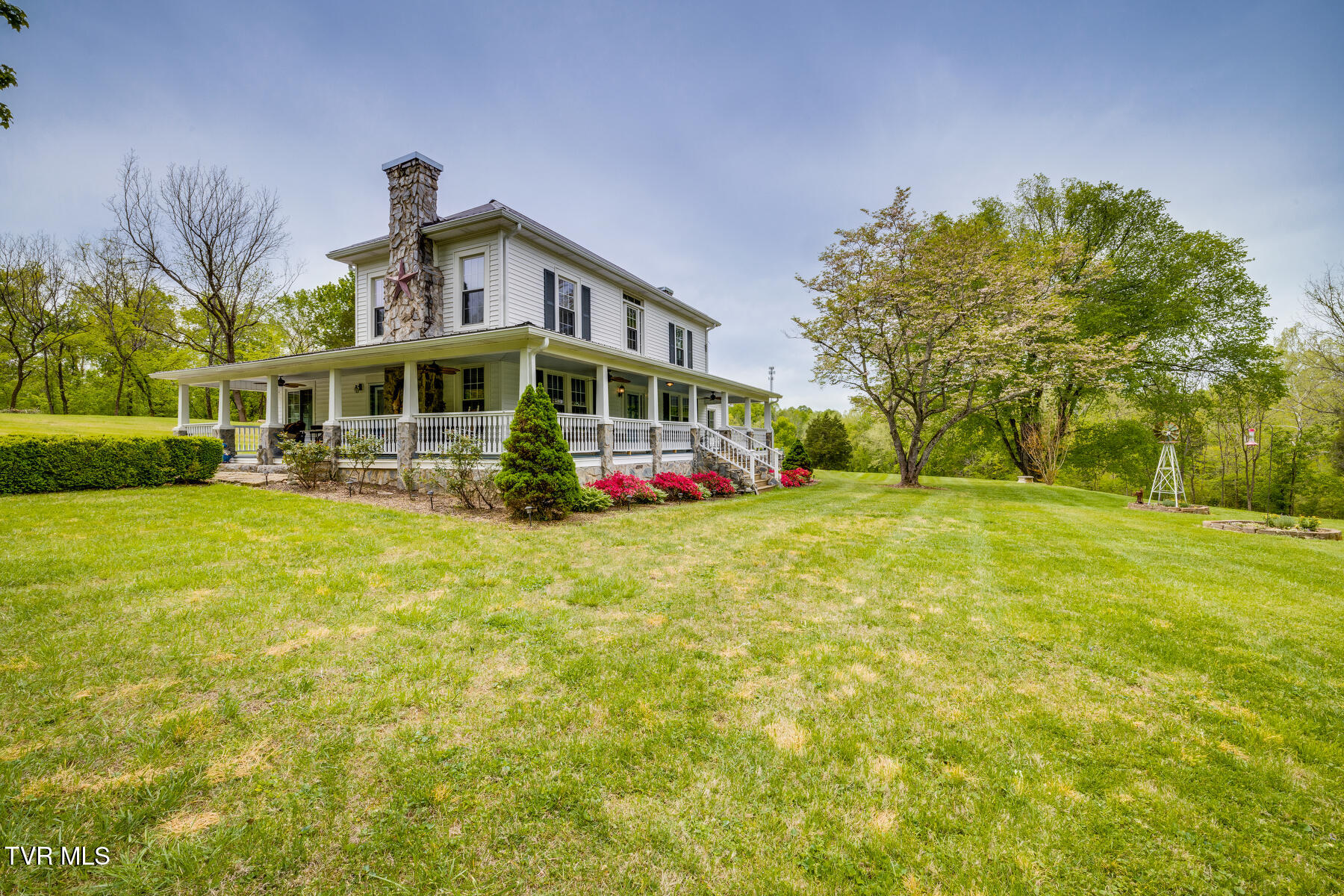 239 Crestview Street