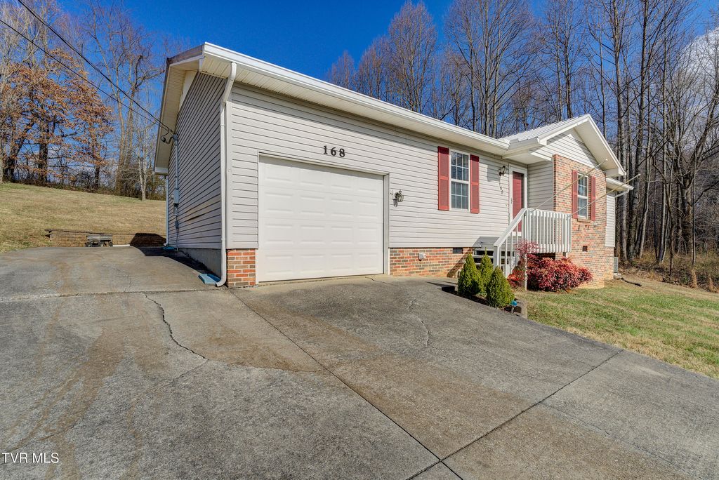 Photo of 168 Sycamore Drive, Jonesborough, TN 37659 (MLS # 9989894)