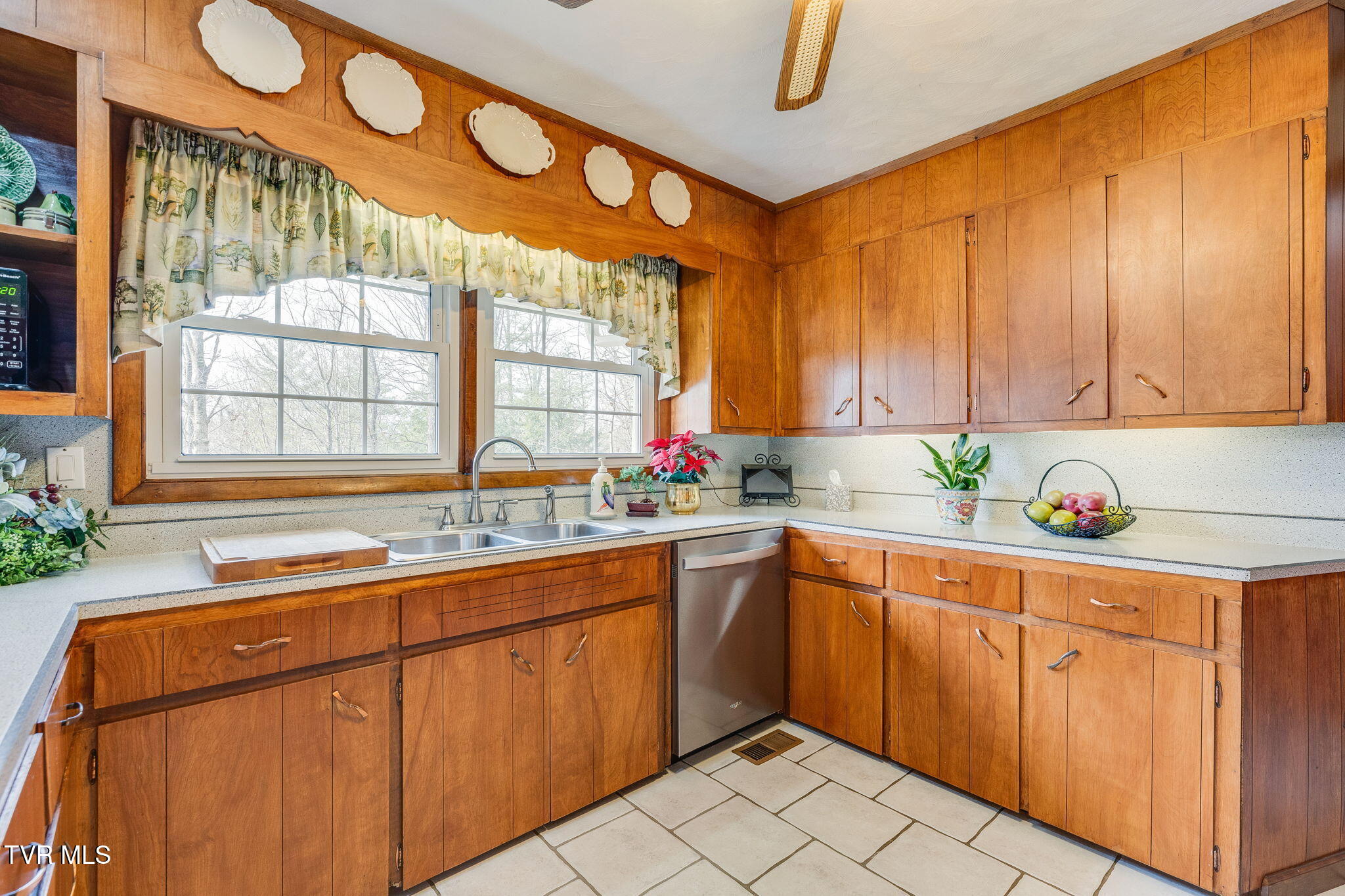 145 Sycamore Circle, Jonesborough, Tennessee image 16