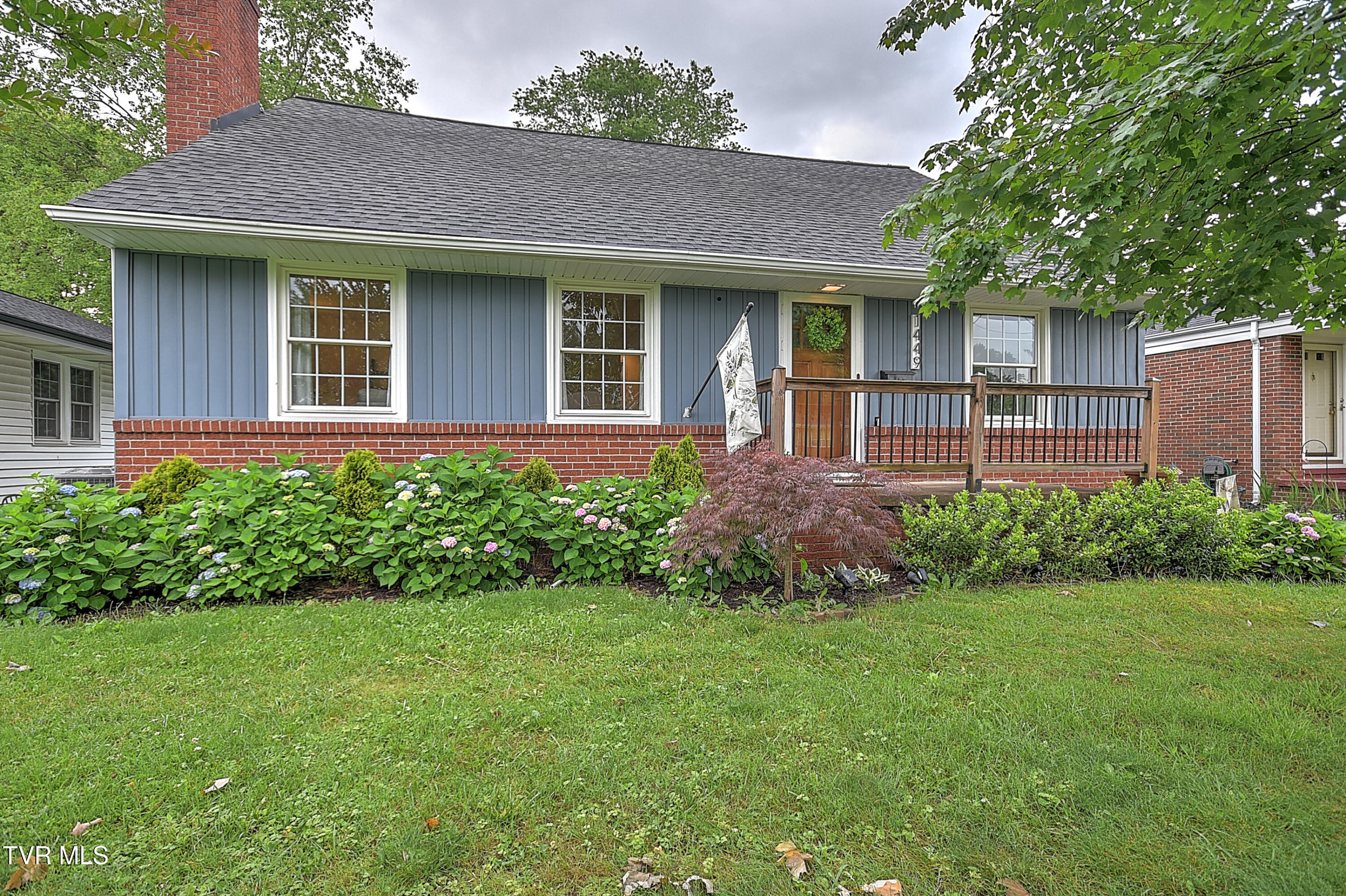 1449 Warpath Drive, Kingsport, Tennessee image 1