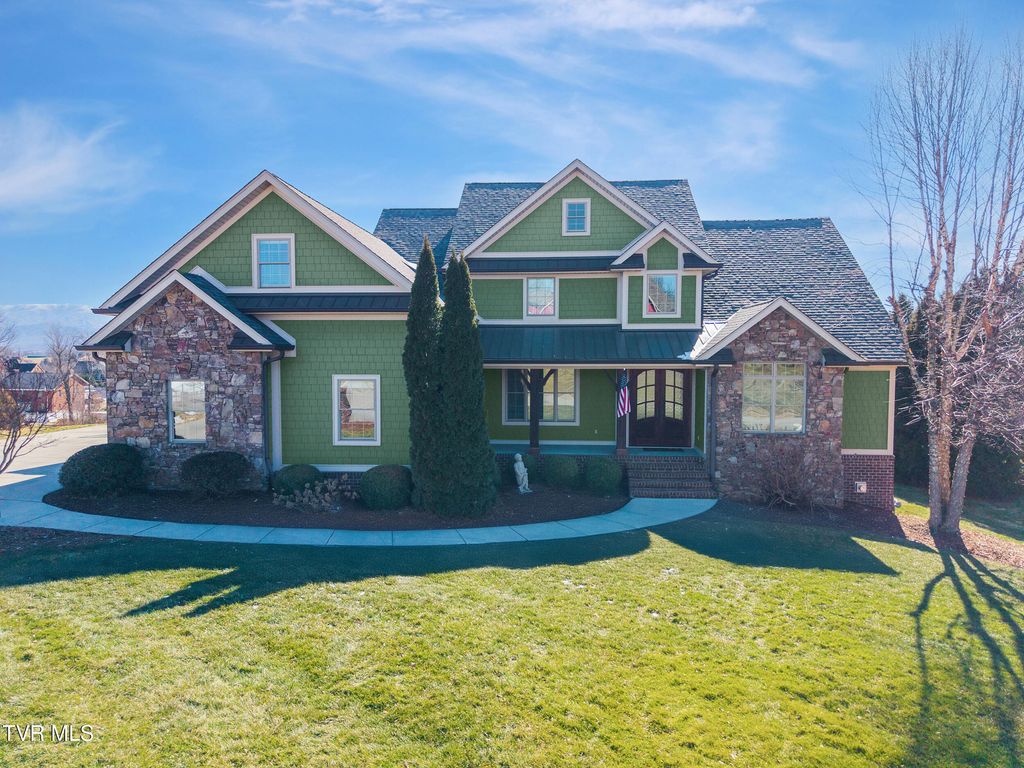Photo of 306 Hawthorne Court, Greeneville, TN 37745 (MLS # 9991090)