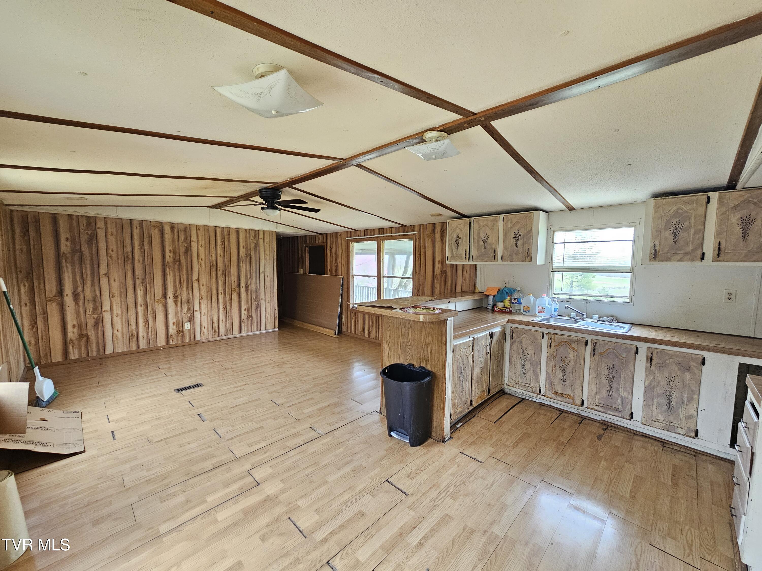 4662 Marvin Road, Bulls Gap, Tennessee image 5