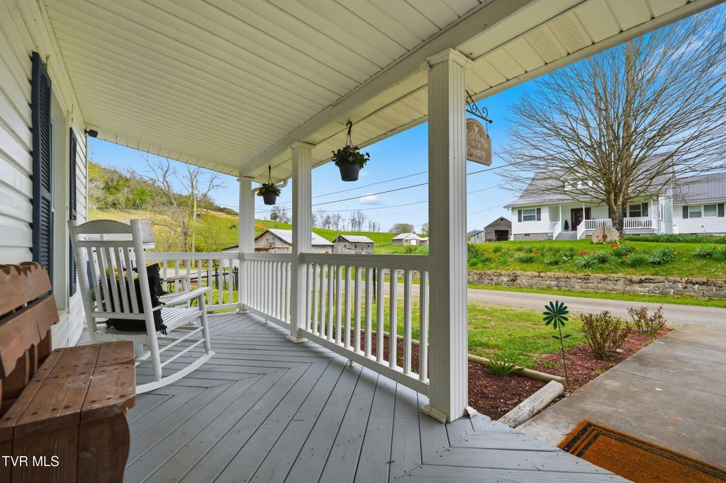 Photo of 138 Luttie Banner Drive, Castlewood, VA 24224 (MLS # 9993387)