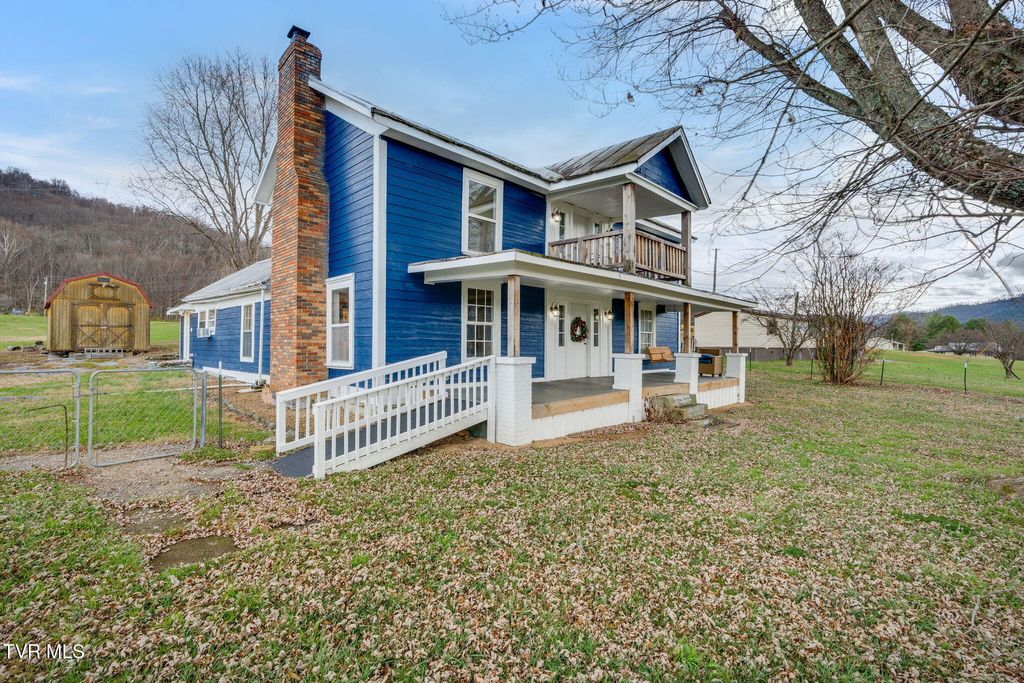 Photo of 2149 Siam Road, Elizabethton, TN 37643 (MLS # 9988816)