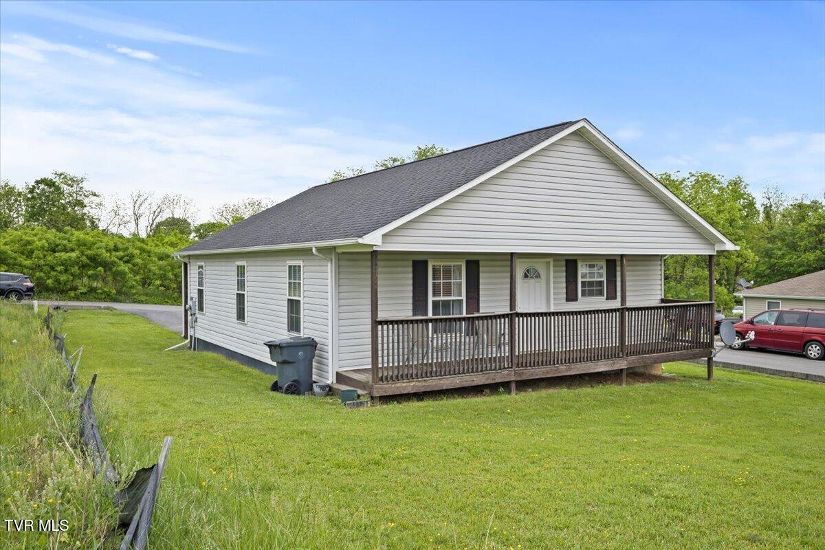 450 Renee Drive, Bristol, Tennessee image 2