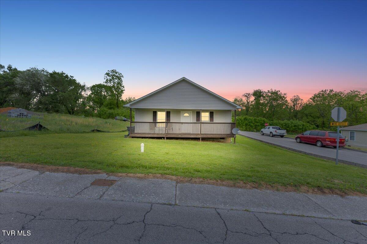 450 Renee Drive, Bristol, Tennessee image 1