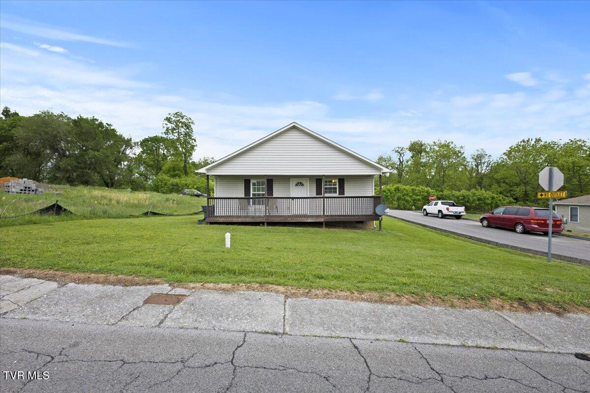 450 Renee Drive, Bristol, Tennessee image 3