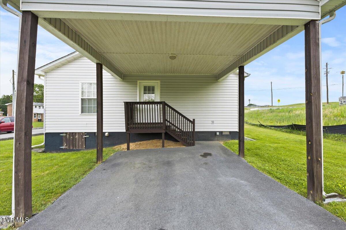 450 Renee Drive, Bristol, Tennessee image 10