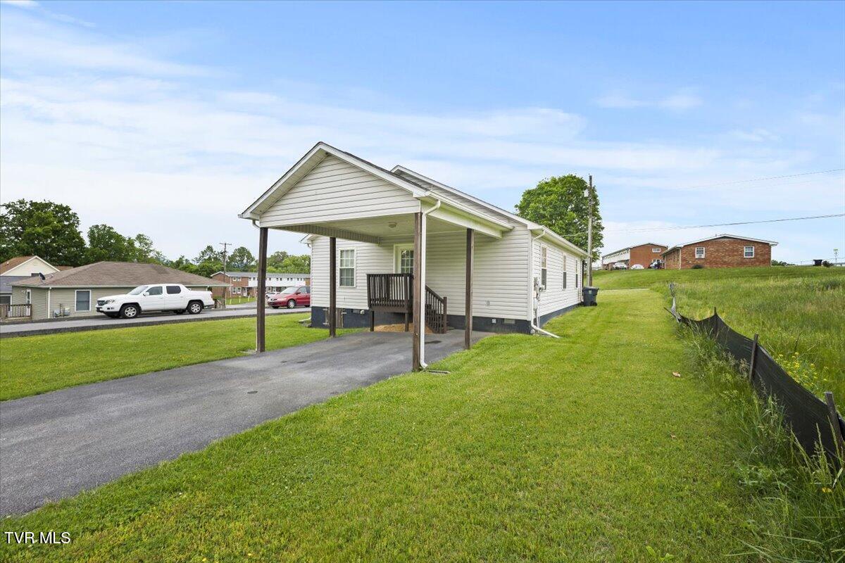 450 Renee Drive, Bristol, Tennessee image 9