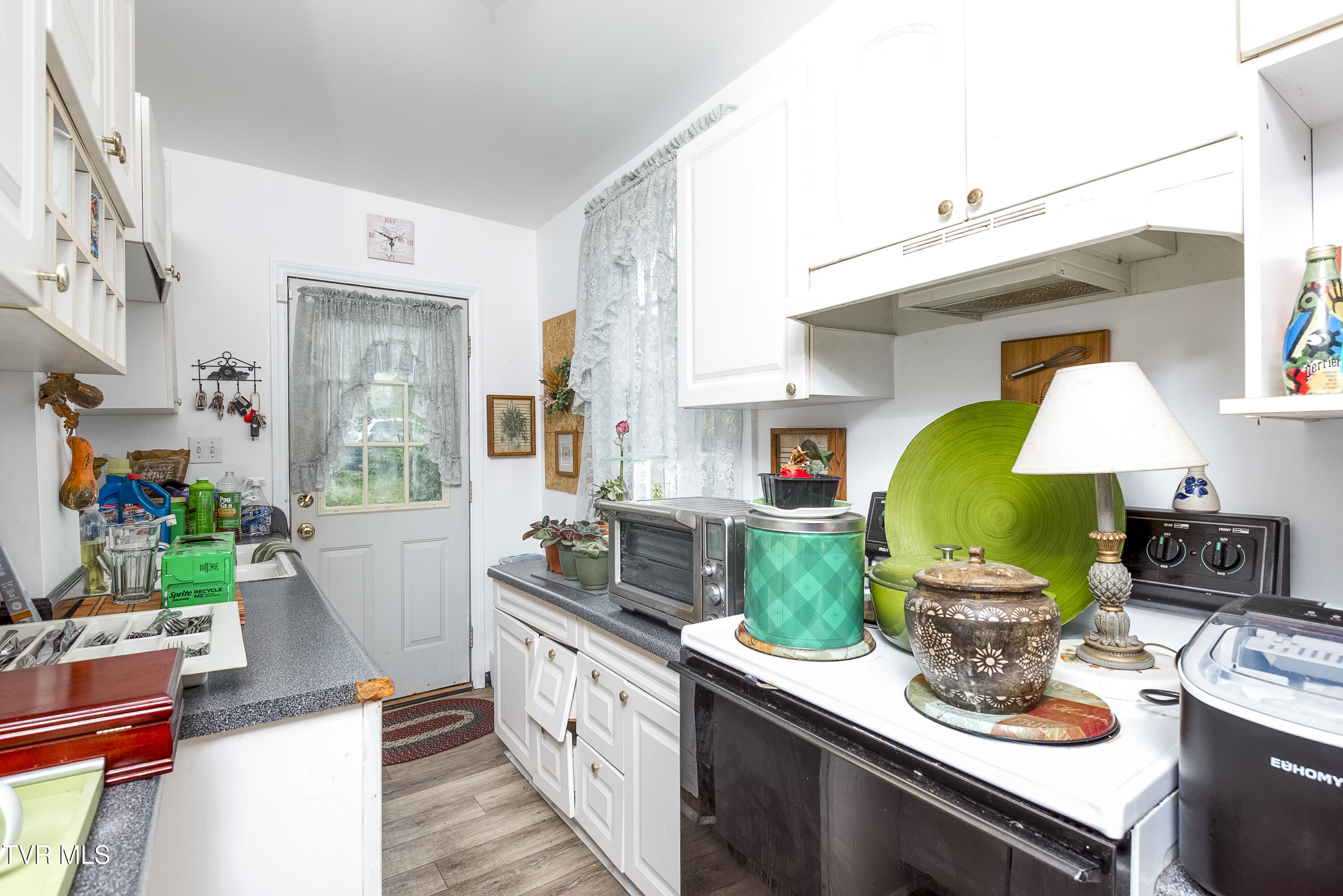 210 Valley Street, Abingdon, Virginia image 13