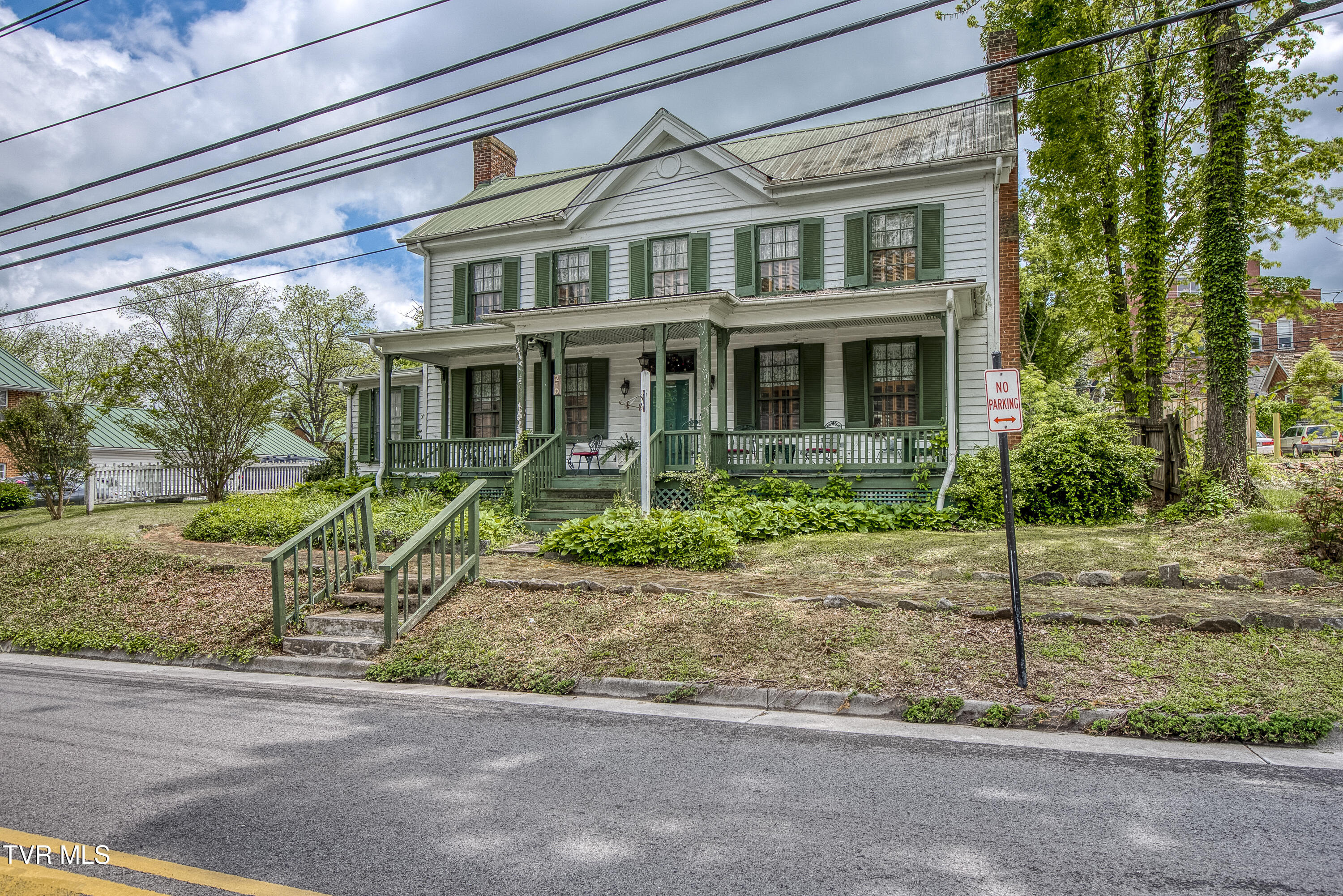 210 Valley Street, Abingdon, Virginia image 3