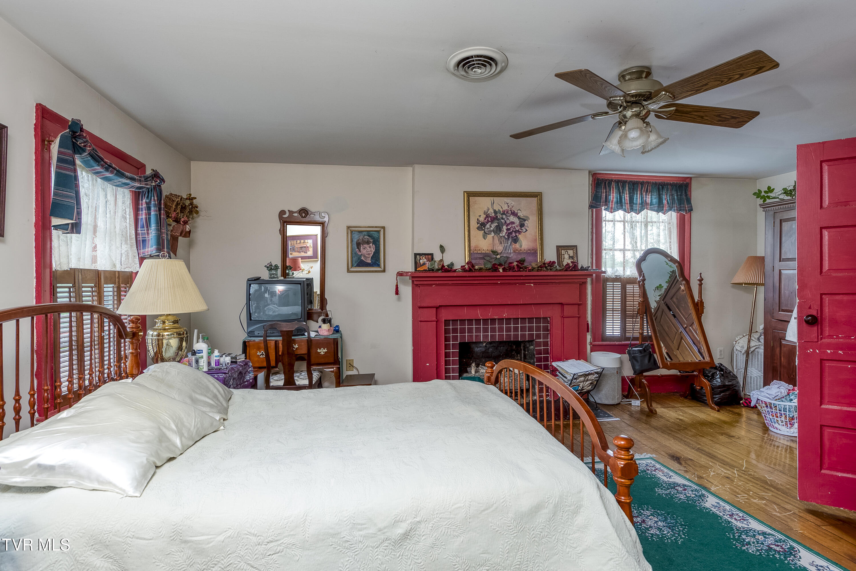 210 Valley Street, Abingdon, Virginia image 24