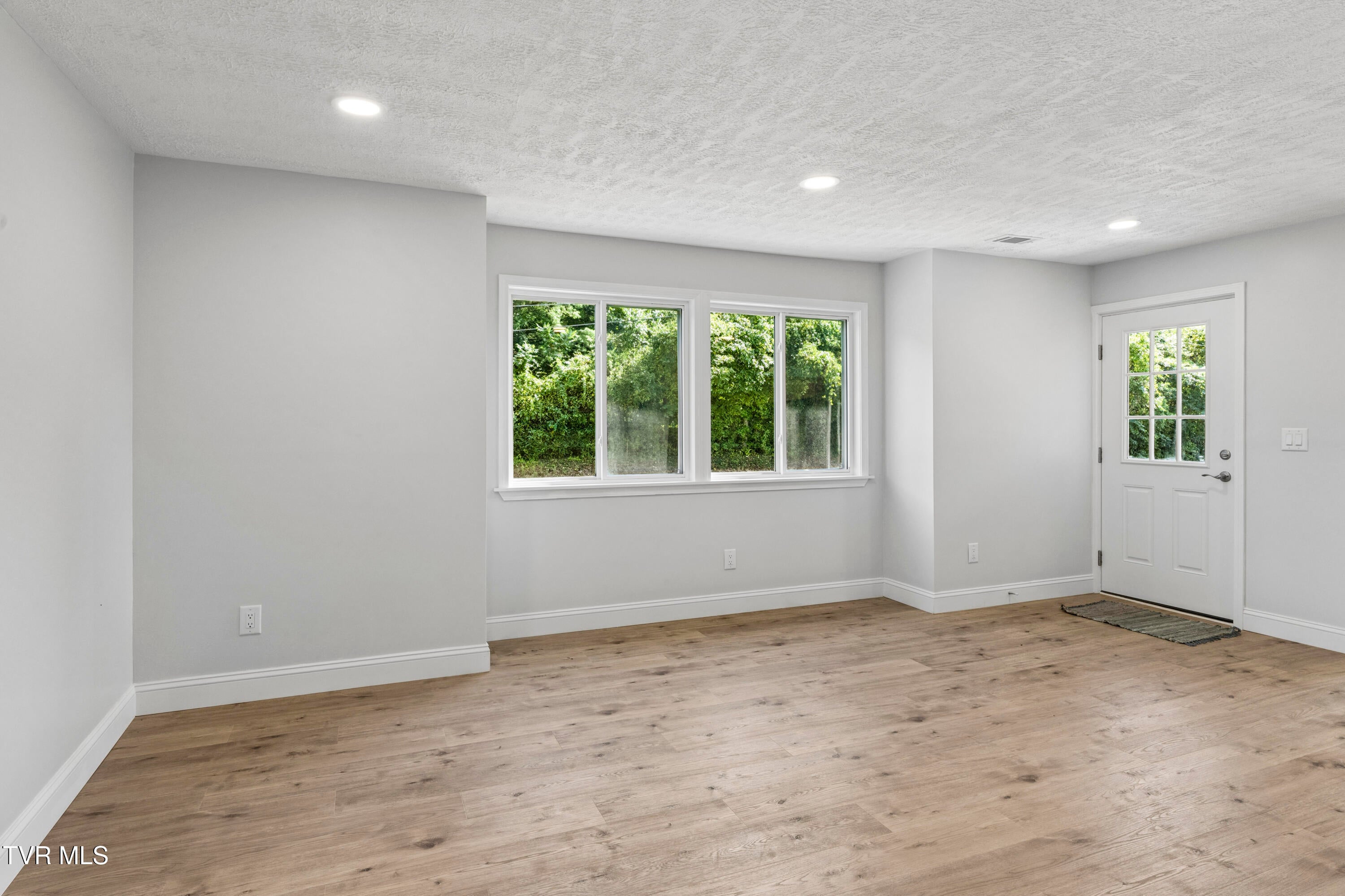 4429 Island Road