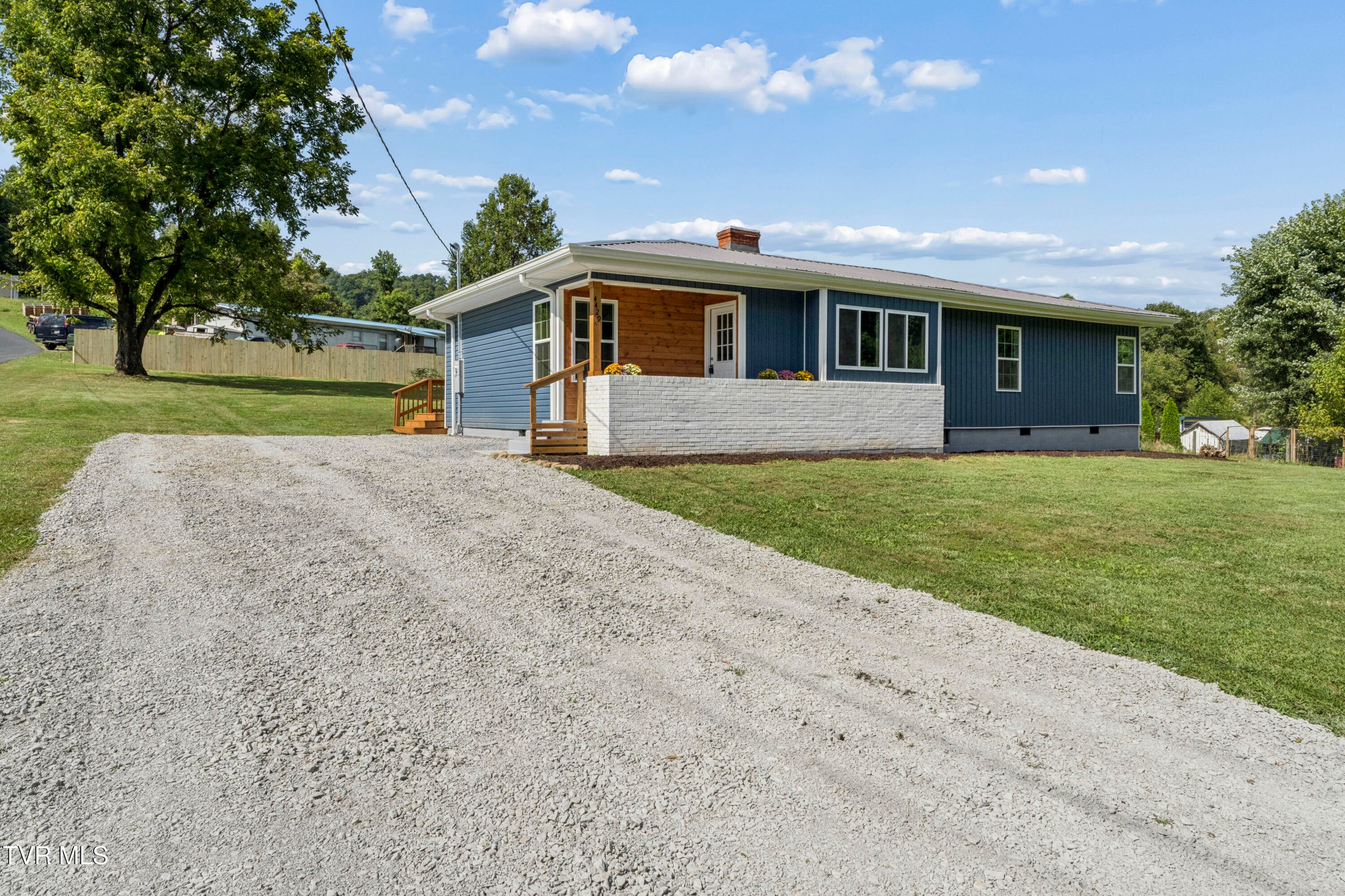 4429 Island Road