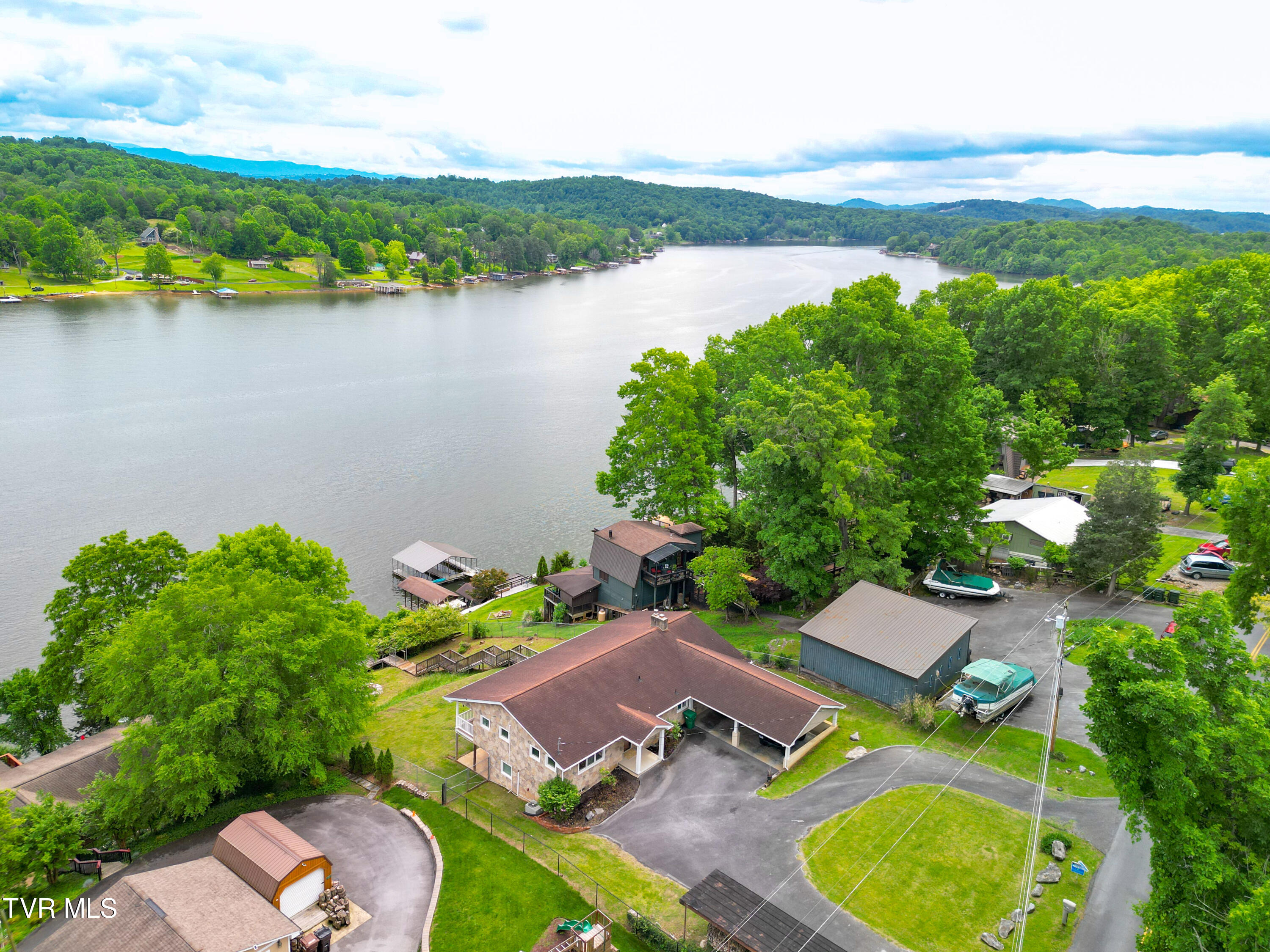 376 Hamilton Drive, Blountville, Tennessee image 1