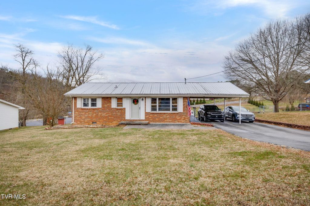 Photo of 1504 Squibb Drive, Johnson City, TN 37601 (MLS # 9989434)