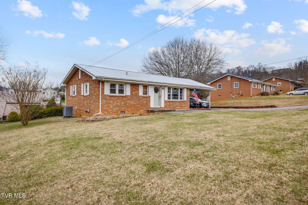 Photo of 1504 Squibb Drive, Johnson City, TN 37601 (MLS # 9989434)