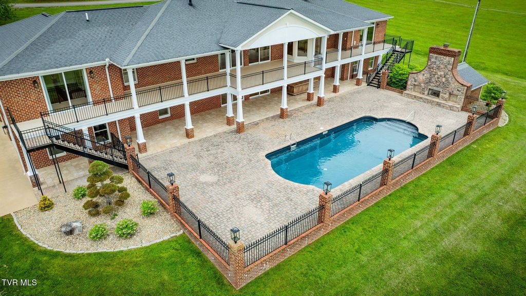 Photo of 20484 Lake Road, Abingdon, VA 24211 (MLS # 9990414)