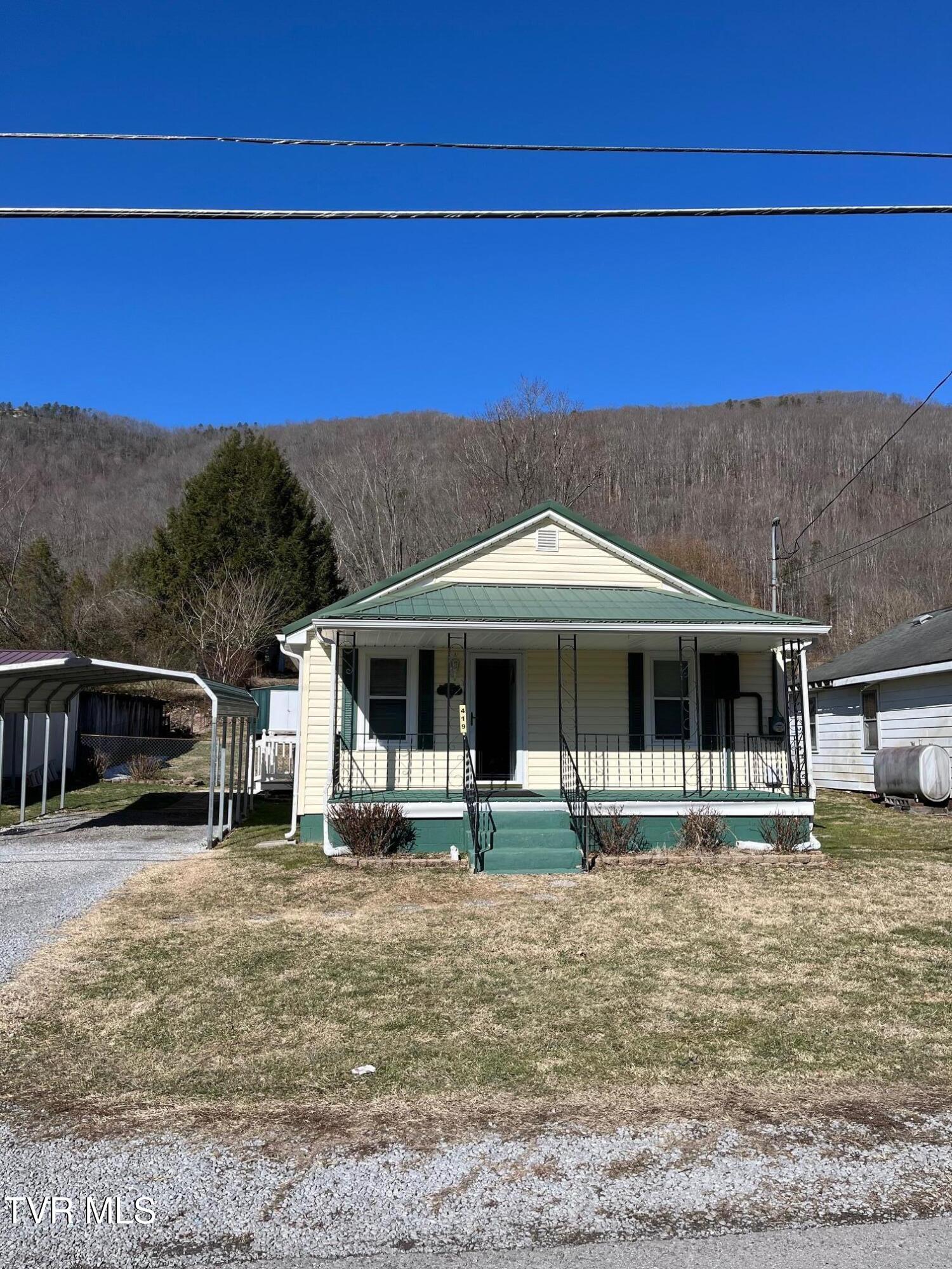 419 Second Avenue, Big Stone Gap, Virginia image 2