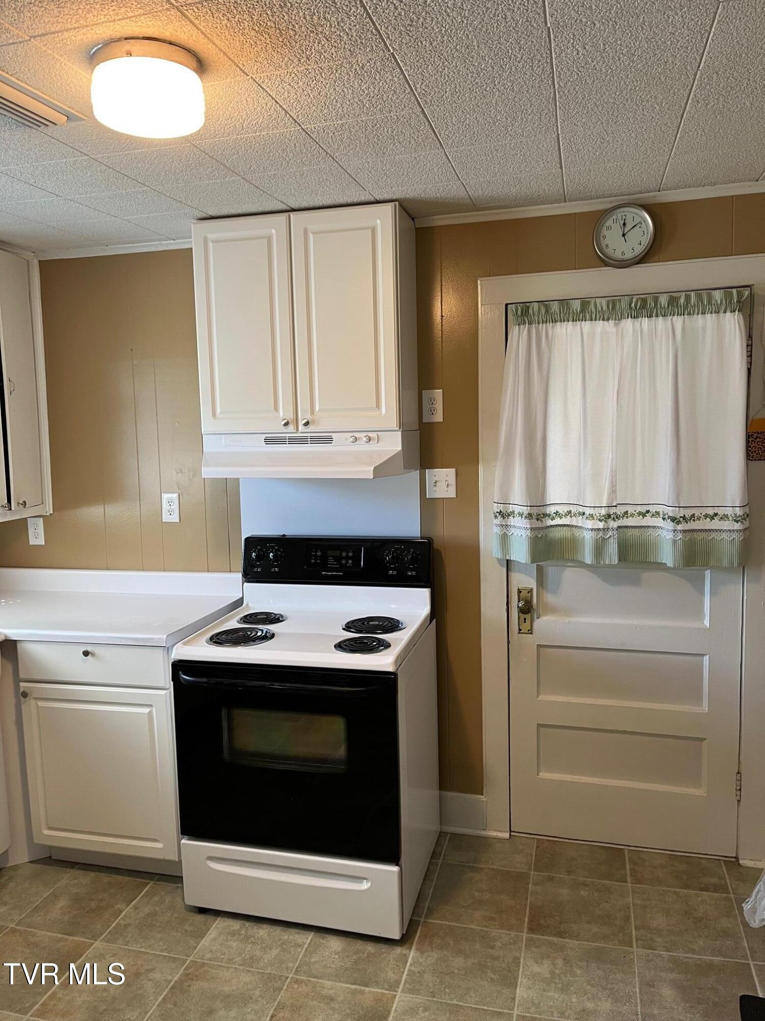 419 Second Avenue, Big Stone Gap, Virginia image 27