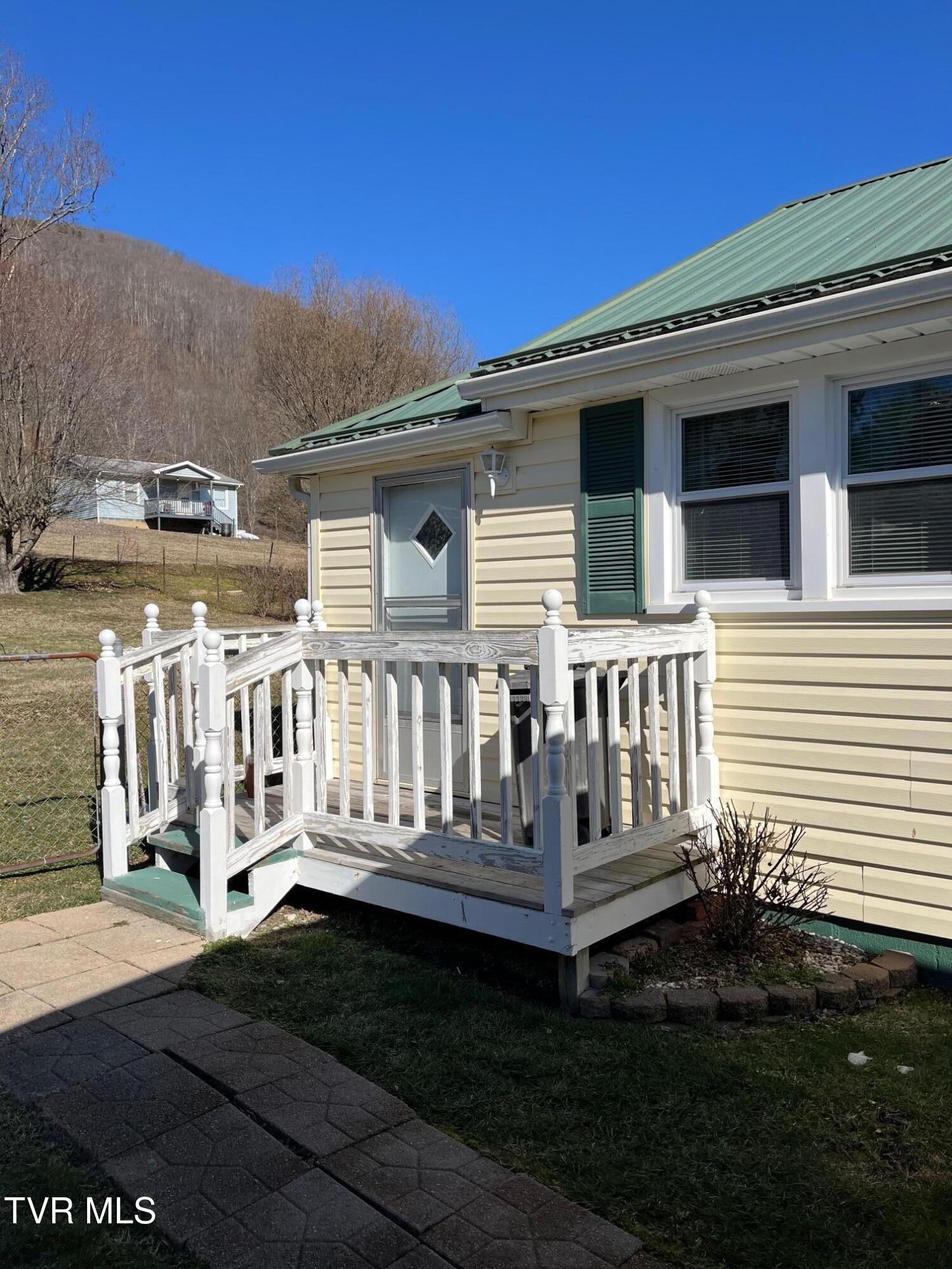 419 Second Avenue, Big Stone Gap, Virginia image 4