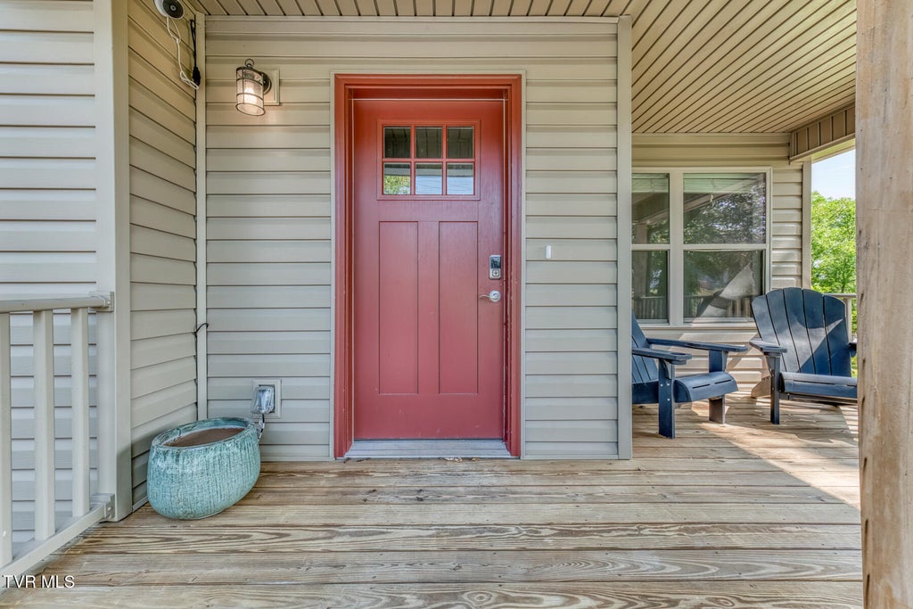 Photo of 2400 Textile Street, Johnson City, TN 37604 (MLS # 10000260)