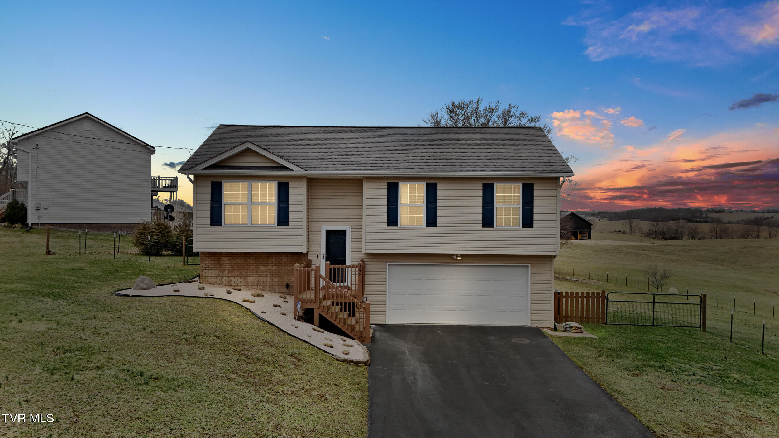 549 Painter Road, Fall Branch, Tennessee image 1