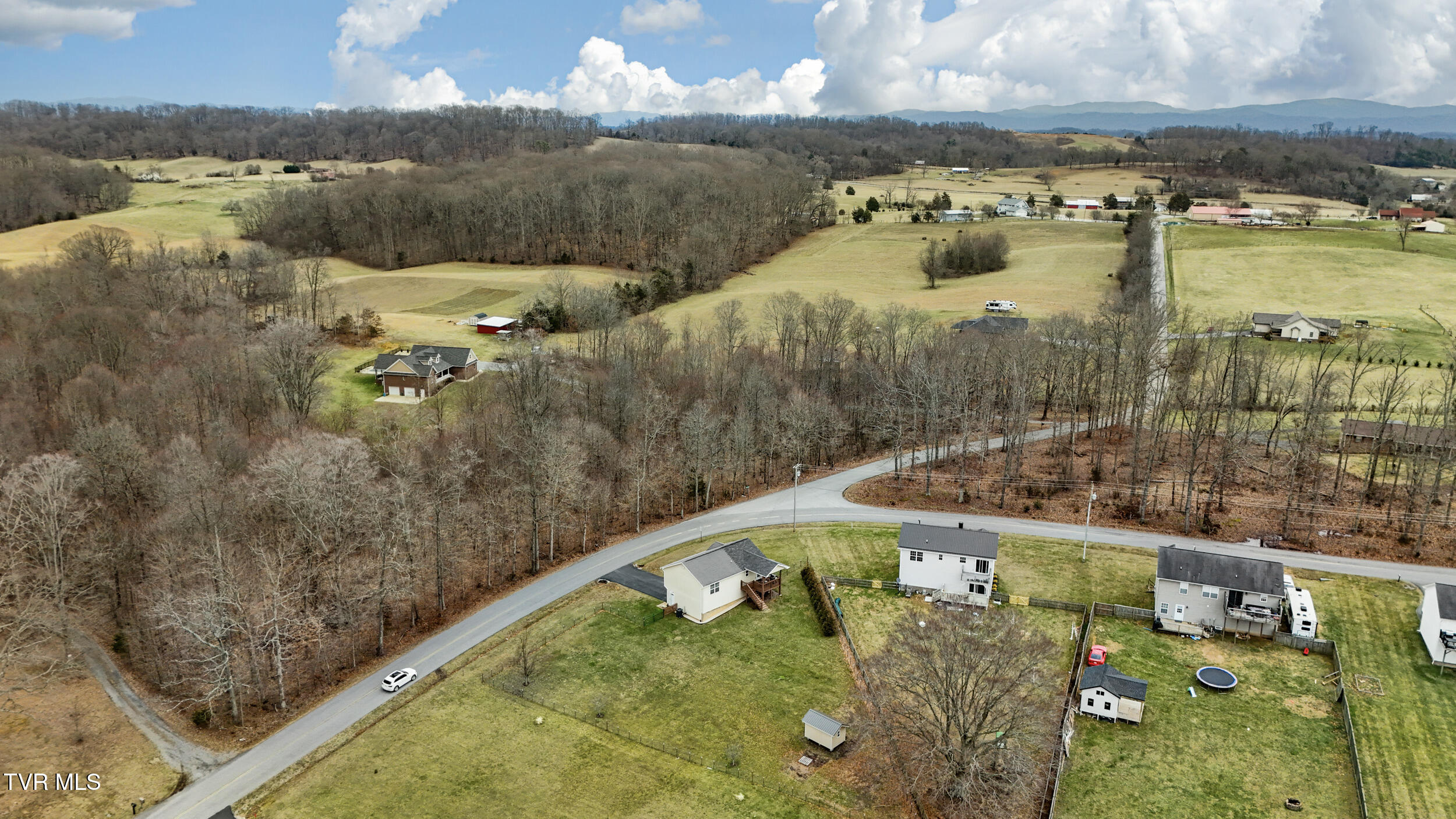 549 Painter Road, Fall Branch, Tennessee image 40