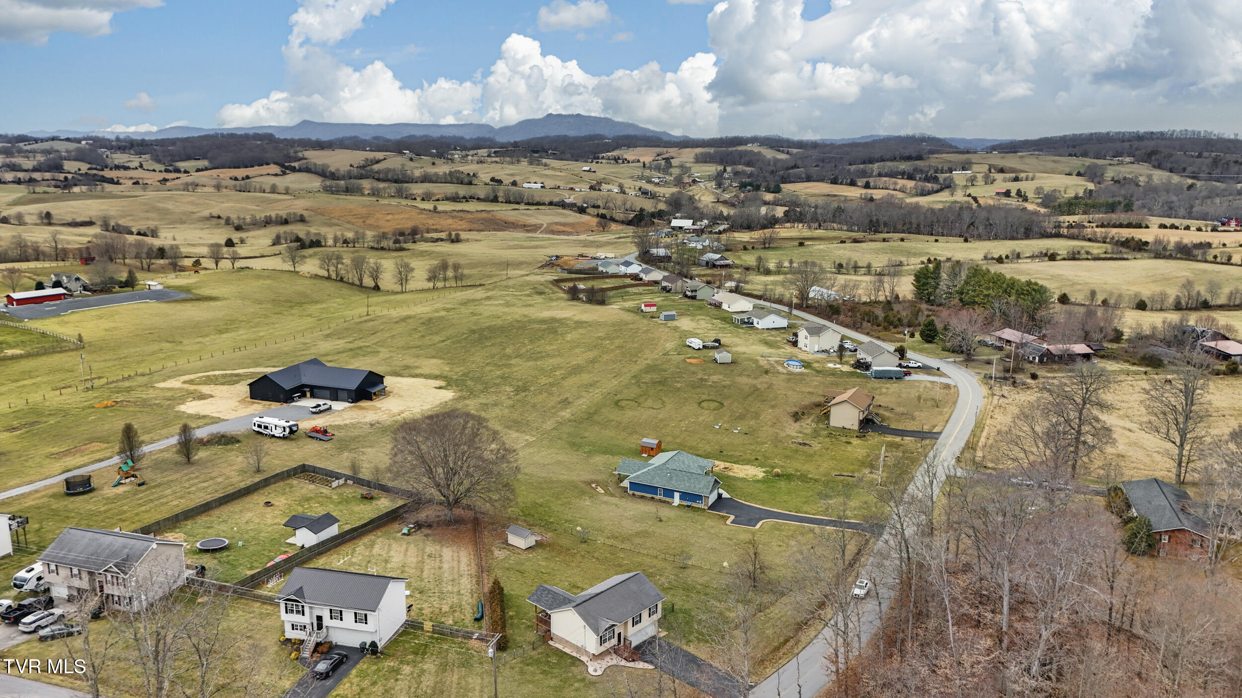 549 Painter Road, Fall Branch, Tennessee image 42