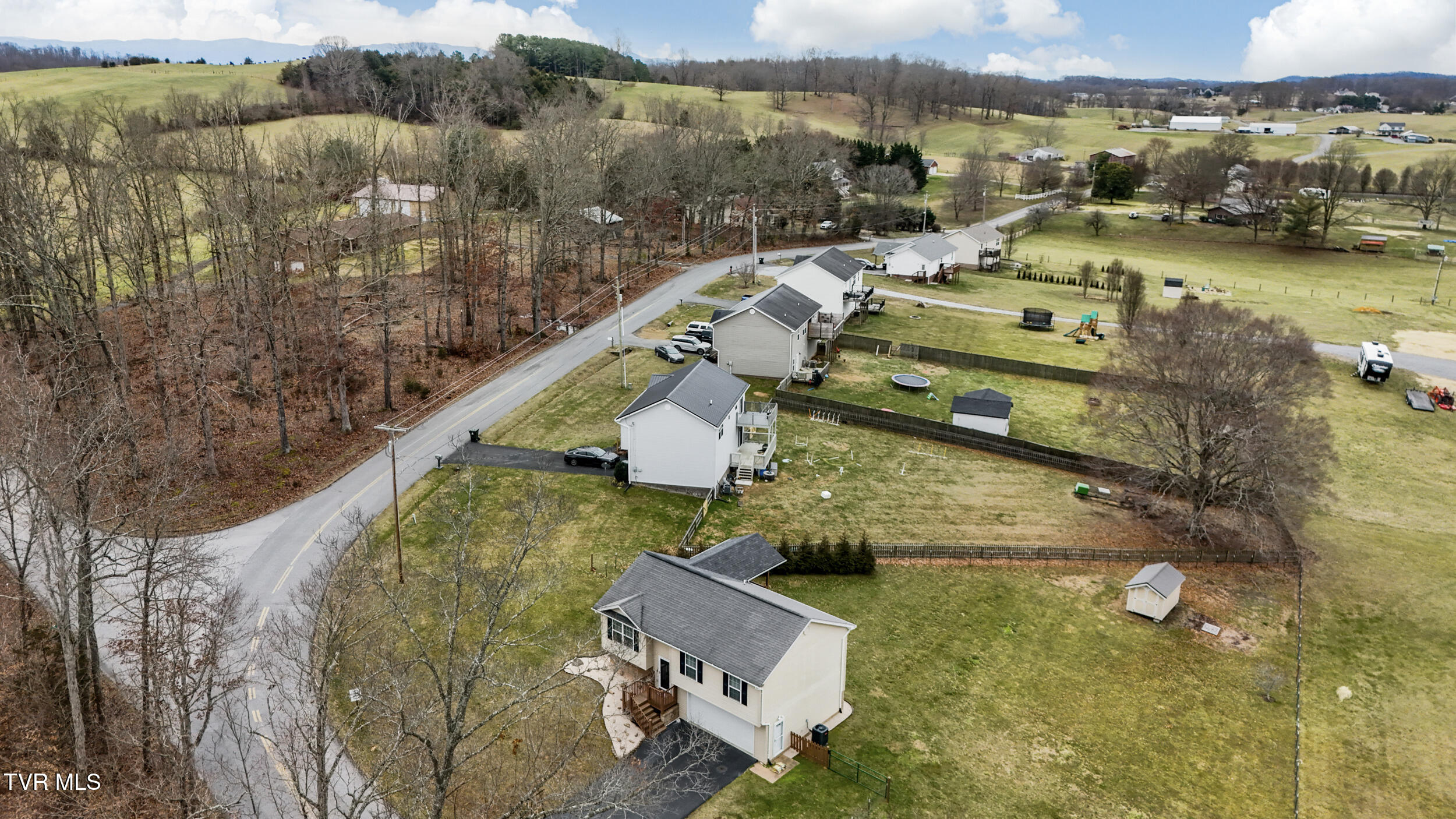 549 Painter Road, Fall Branch, Tennessee image 35
