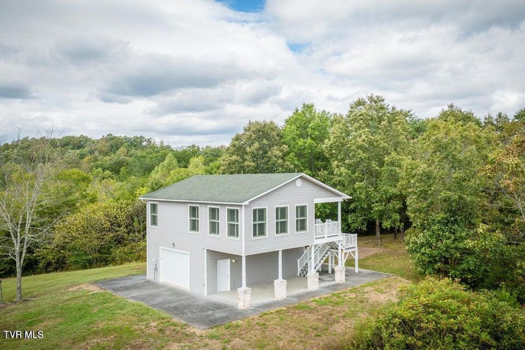 Photo of 6249 Baileyton Road, Greeneville, TN 37745 (MLS # 9994040)