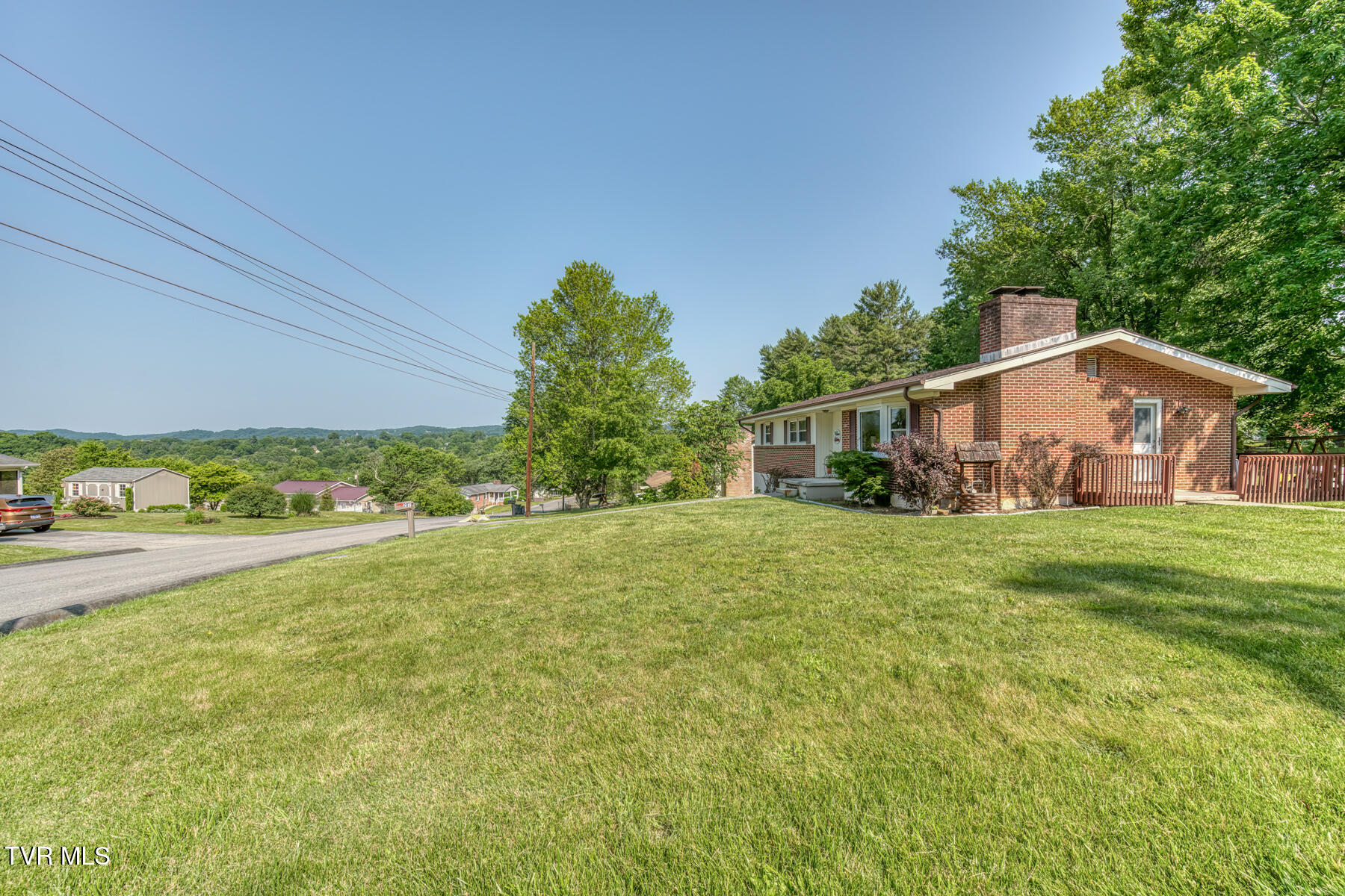 207 Caldwell Drive, Bristol, Tennessee image 3