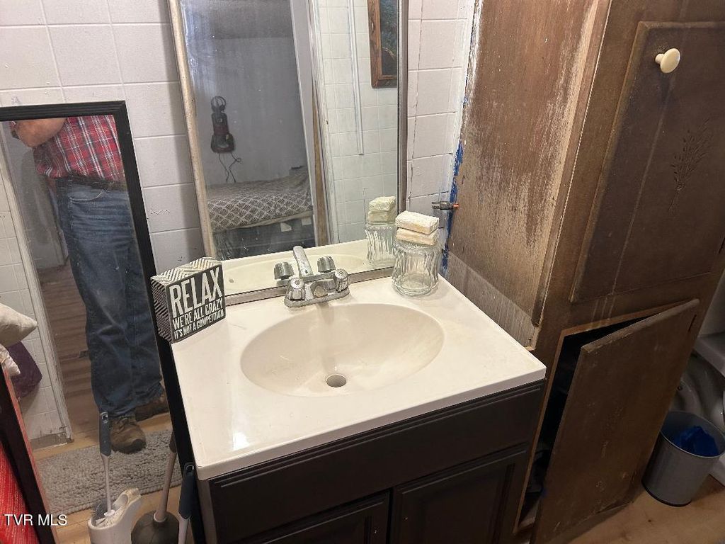 Photo of 1365 Mohawk Ridge Road, Bulls Gap, TN 37711 (MLS # 9987400)