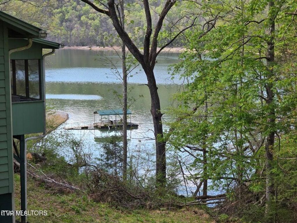 Photo of 3711 Elm Springs Ridge Ridge, Washburn, TN 37888 (MLS # 9994628)
