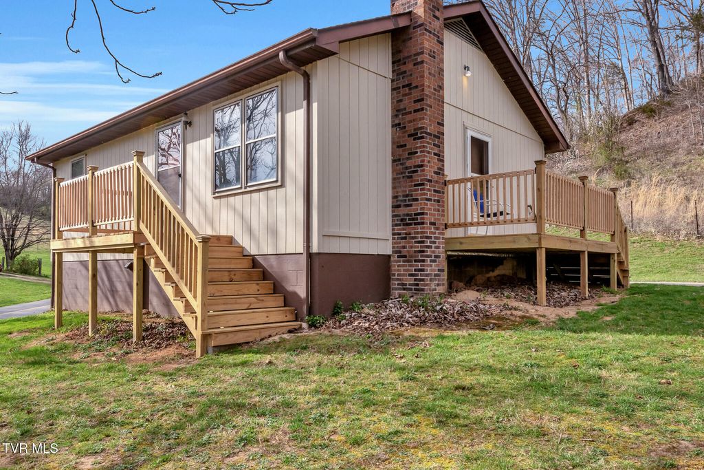 Photo of 471 Seneker Lane, Blountville, TN 37617 (MLS # 9992272)