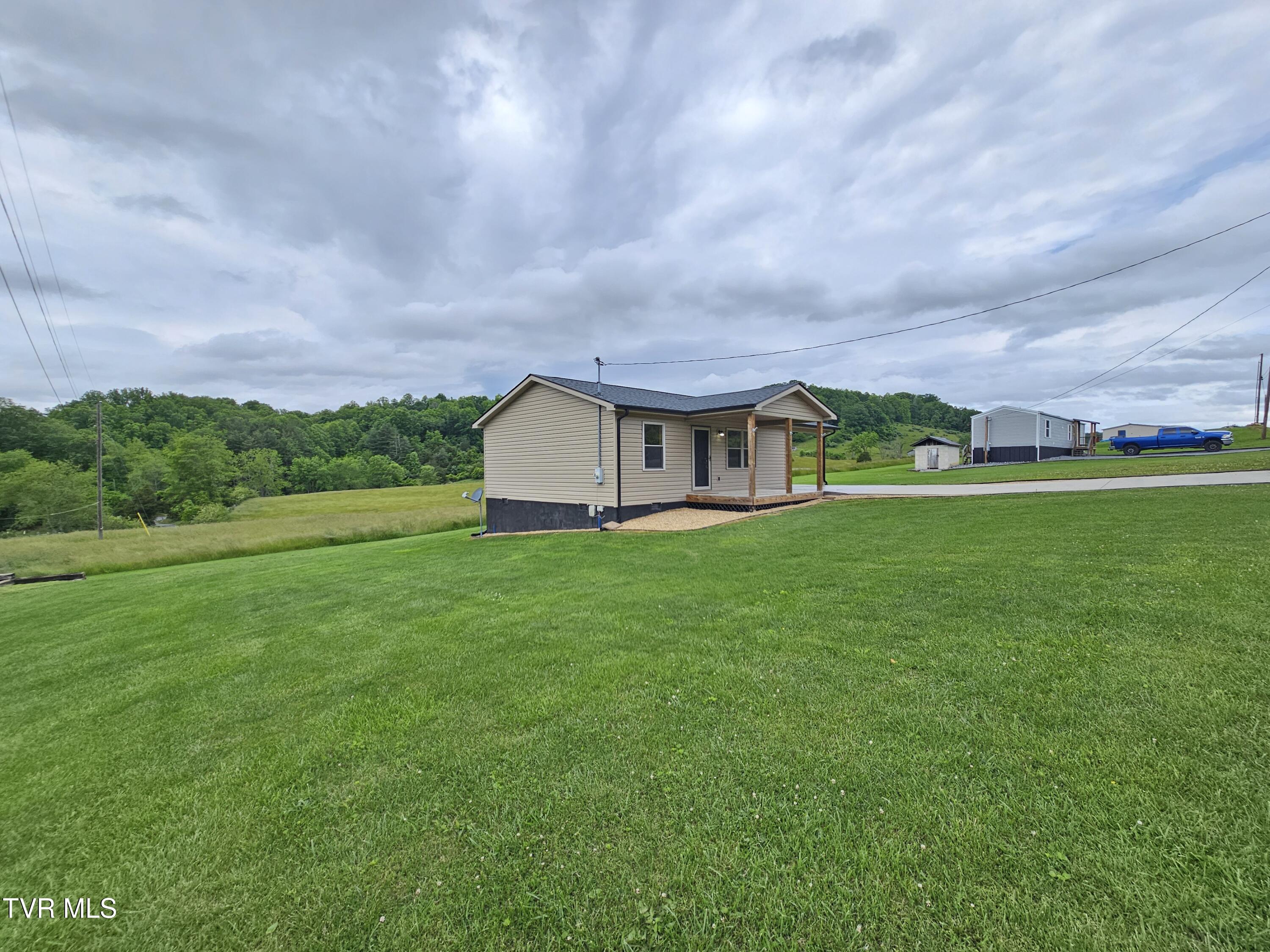 27337 Rich Valley Road, Abingdon, Virginia image 2
