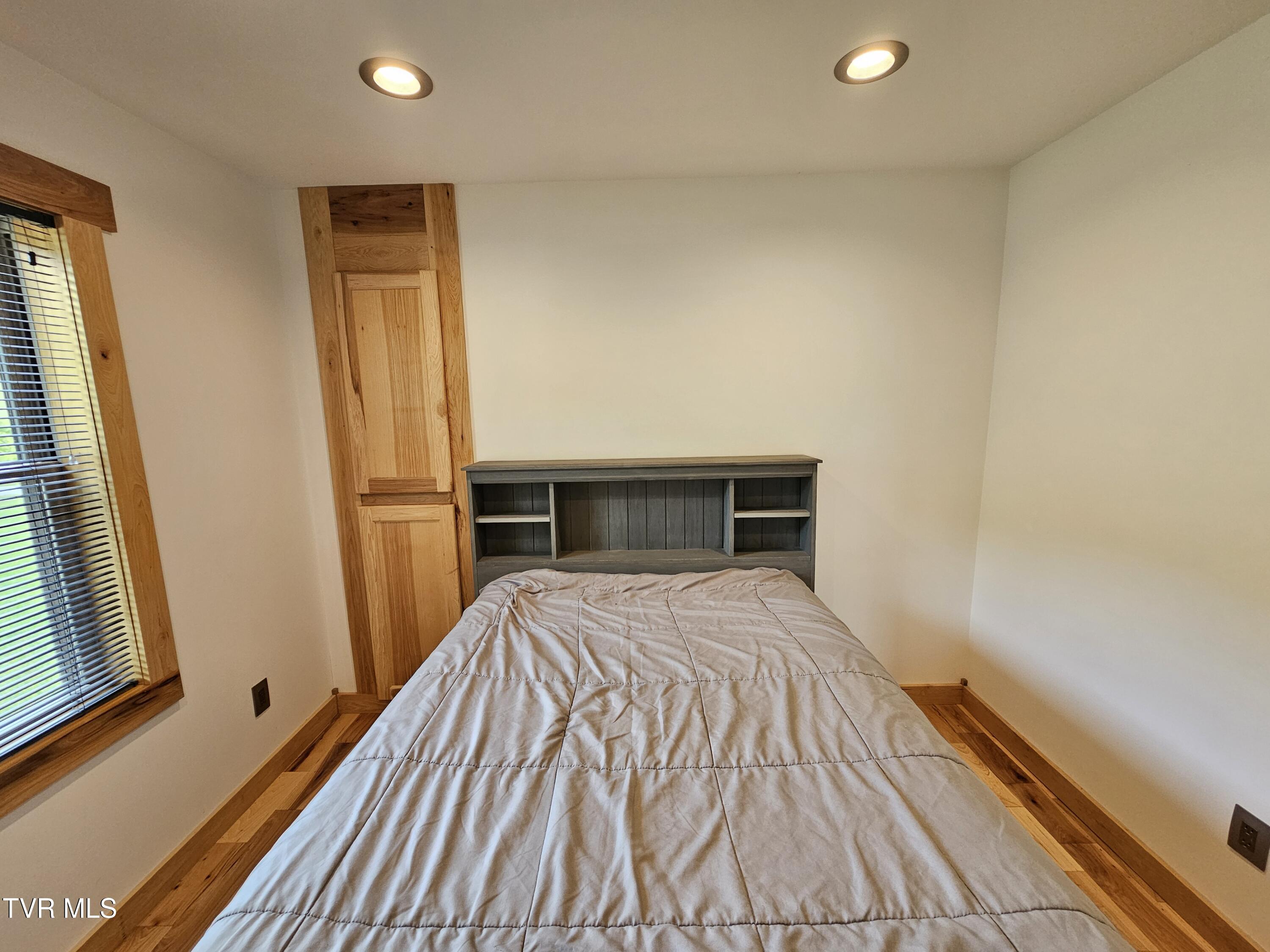 27337 Rich Valley Road, Abingdon, Virginia image 20