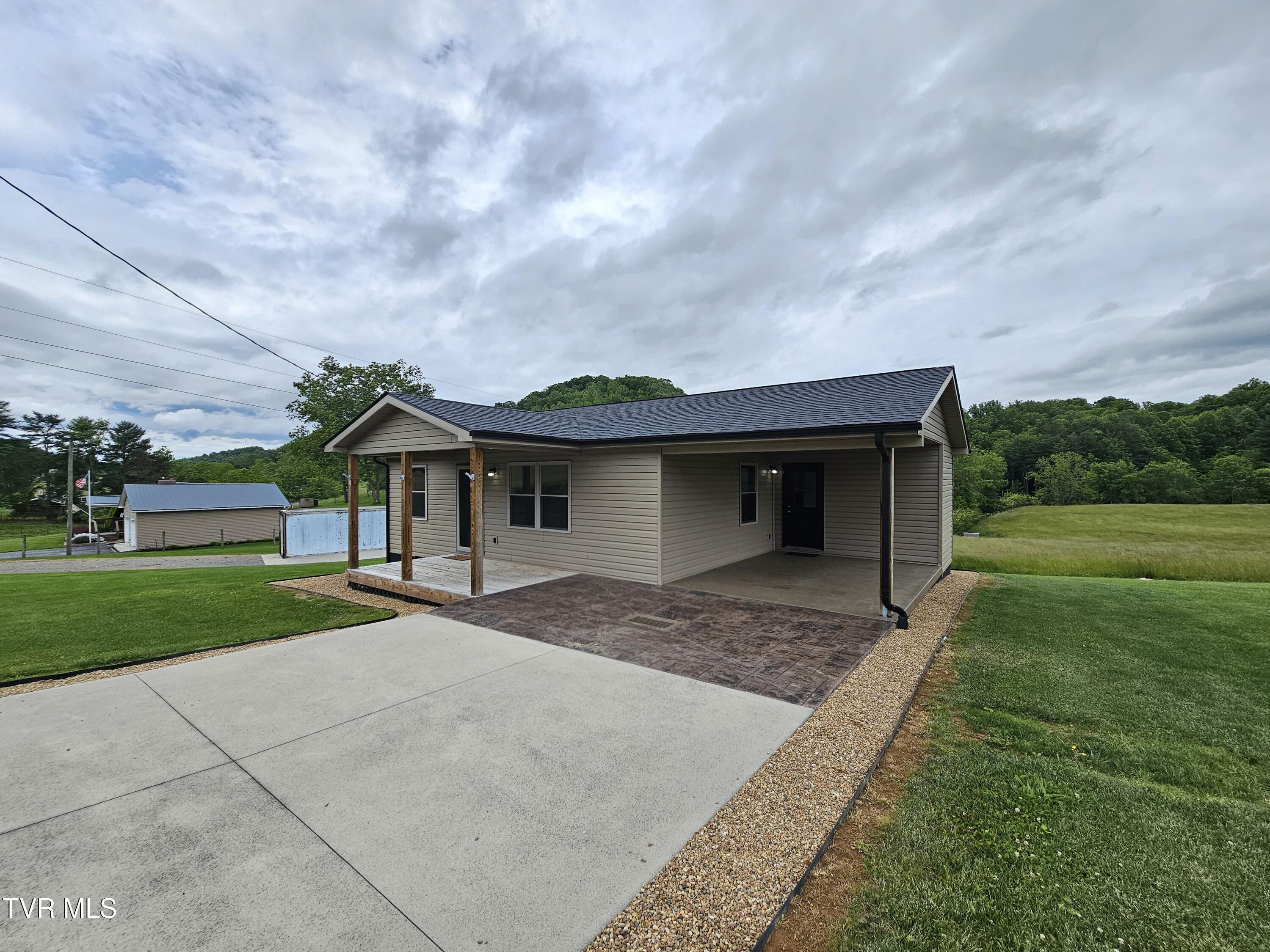 27337 Rich Valley Road, Abingdon, Virginia image 4