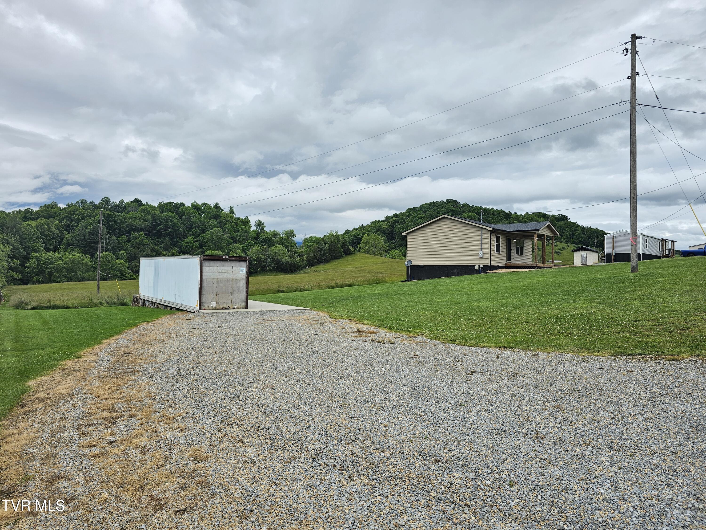27337 Rich Valley Road, Abingdon, Virginia image 24