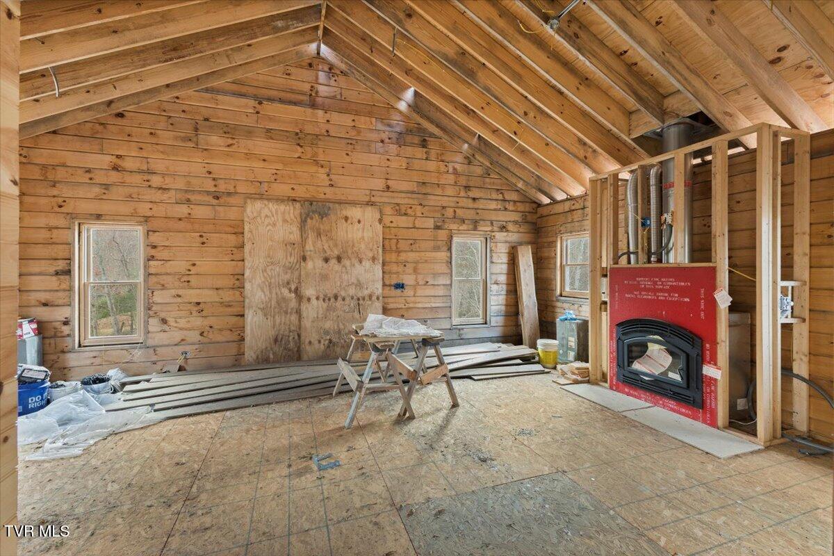 452 Ray Simerly Road, Hampton, Tennessee image 4