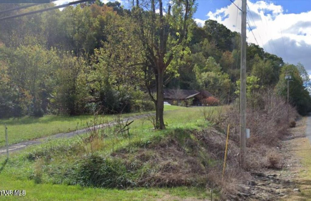 Photo of 4954 Fort Henry Drive, Kingsport, TN 37663 (MLS # 9986897)