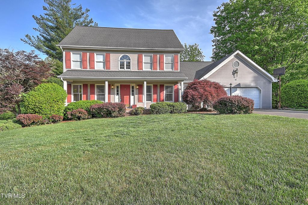 Photo of 332 Chesterfield Drive, Kingsport, TN 37663 (MLS # 9994518)