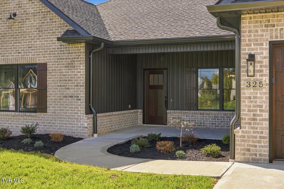325 Parker Court