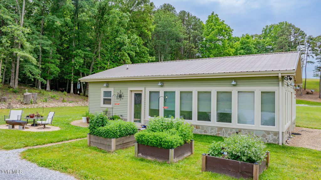 Photo of 4180 Kingsport Highway, Afton, TN 37616 (MLS # 9995821)