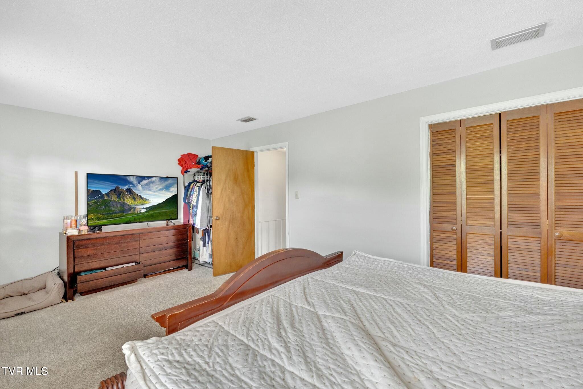 601 G Street #B, Elizabethton, Tennessee image 14