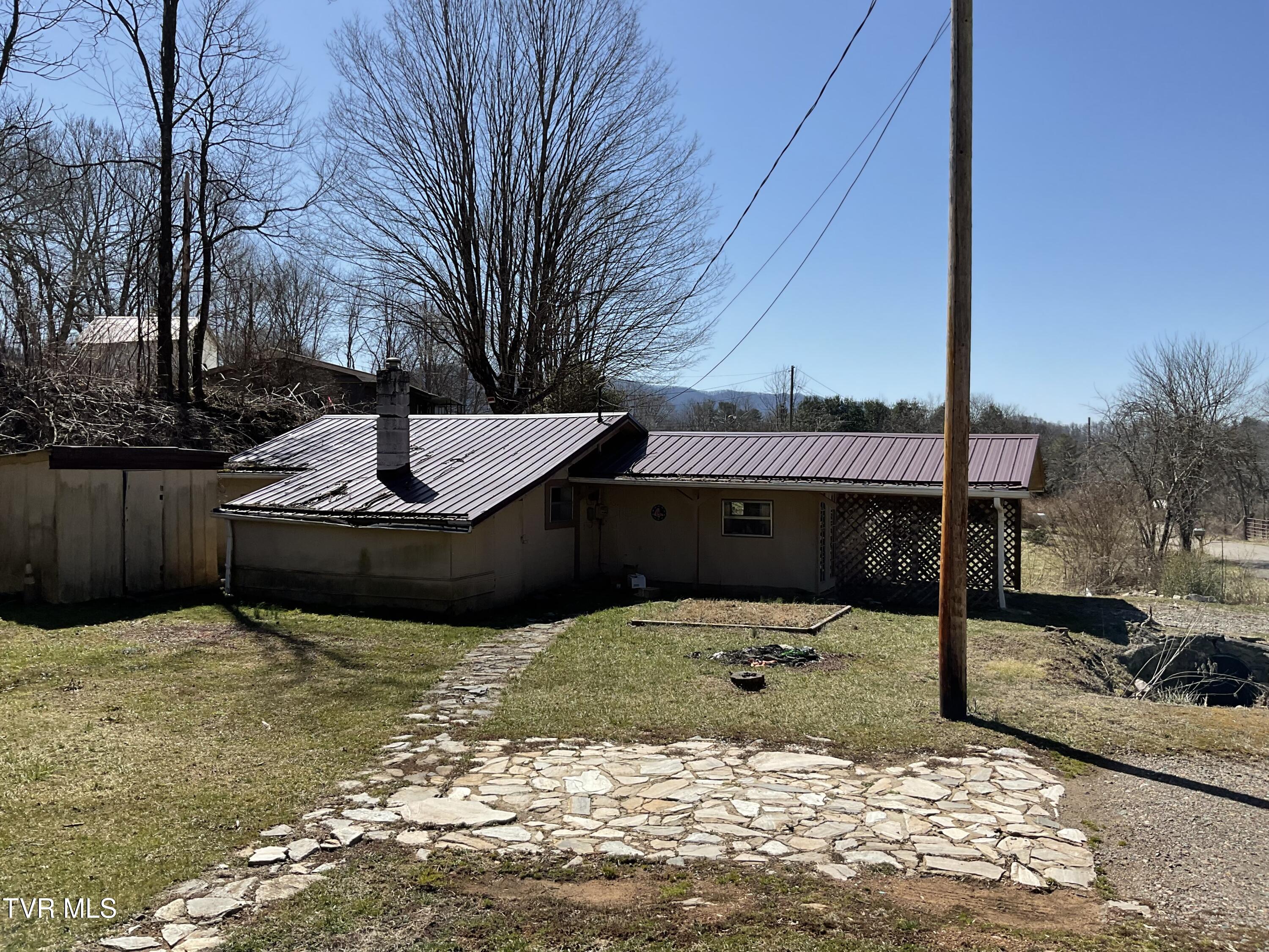 310 Clarence Stout Lane, Mountain City, Tennessee image 10