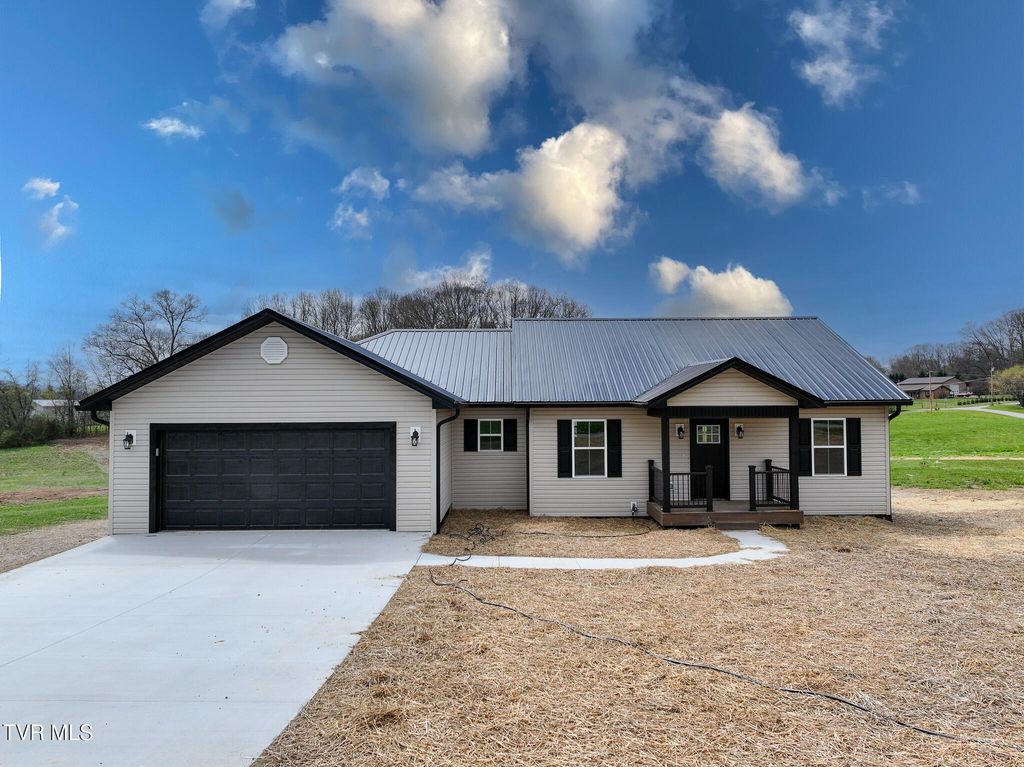 Photo of 410 Gibson Loop, Afton, TN 37616 (MLS # 9993298)