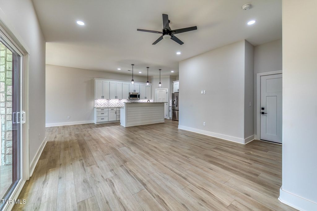 Photo of 79 Slonaker Circle, Jonesborough, TN 37659 (MLS # 9983300)