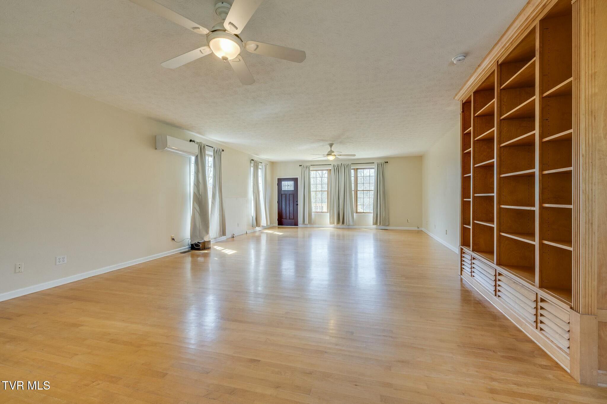 15687 Barnrock Road, Mendota, Virginia image 12